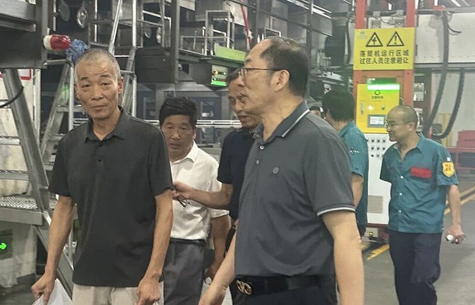 Чаншу полиэстер улуттук күнгө жана күздүн орто ченемдеринин алдында коопсуздук текшерүүлөрүн жүргүзөт